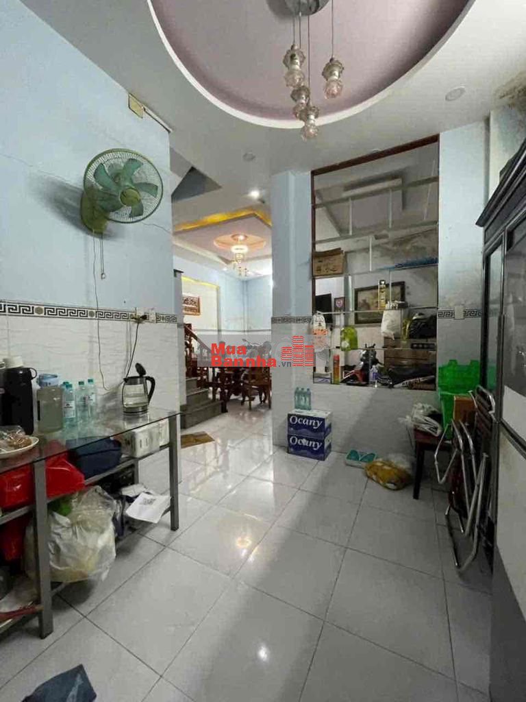 ✅✅ Nhà SHR hàng hiếm thị trấn Hóc Môn Có 3 pn Kết cấu 1 trệt 1 lầu 42m