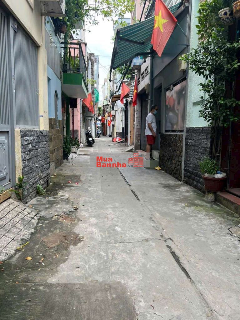 Nhà 3 tầng hẻm 1/ đường CMT8 P11 Quận 3