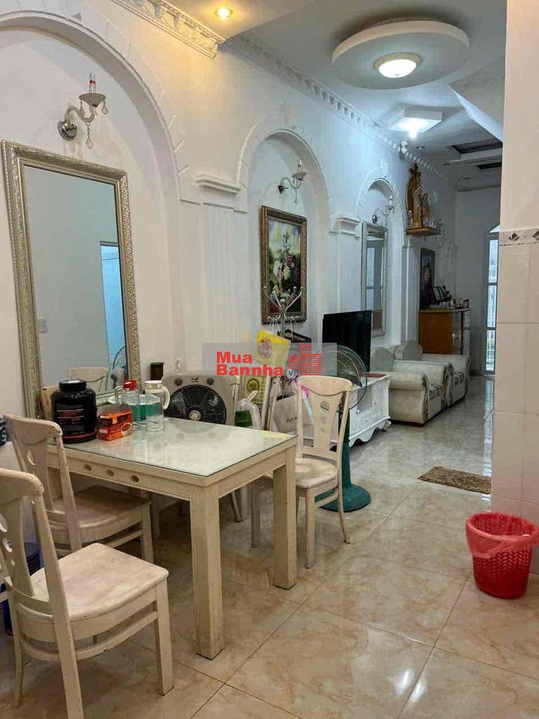 NHÀ ĐẸP Q7 – CẠNH LOTTE MART – FULL NỘI THẤT CAO CẤP – CHỈ NHỈNH 4 TỶ