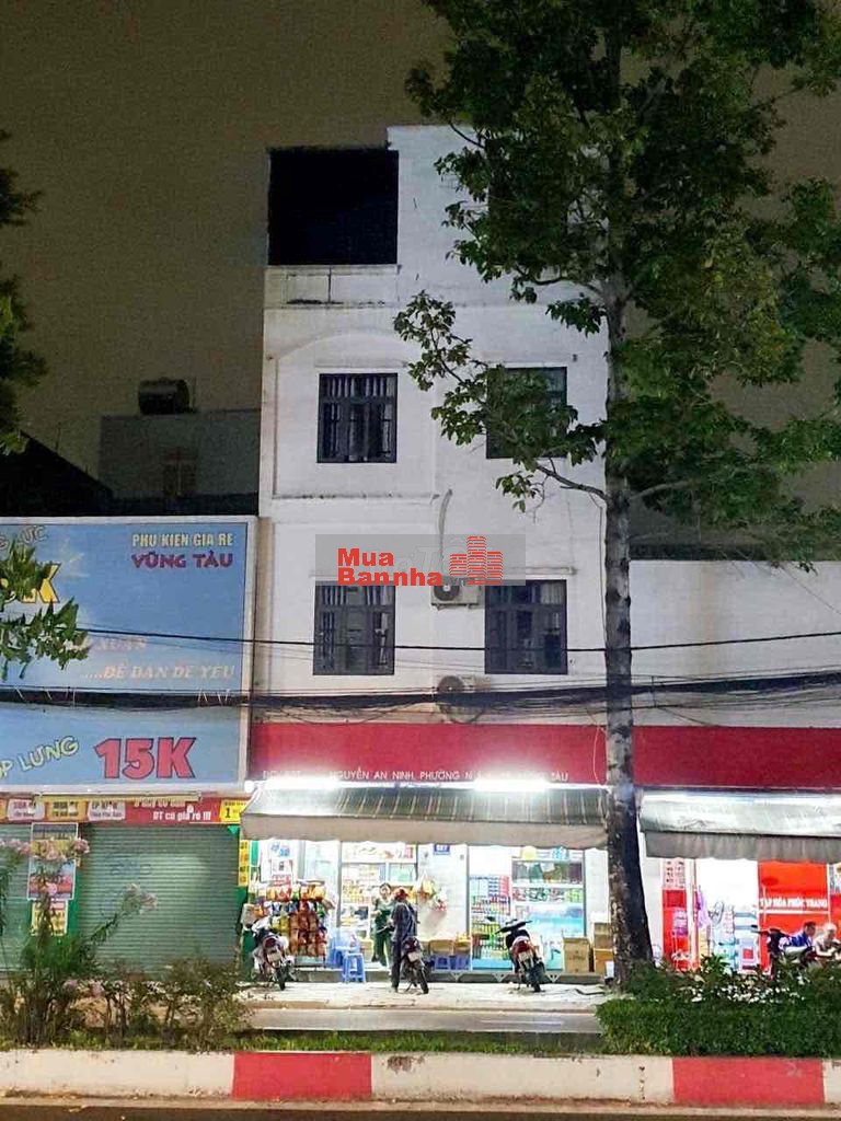 nhà 4tầng Mặt Tiền Kinh Doanh