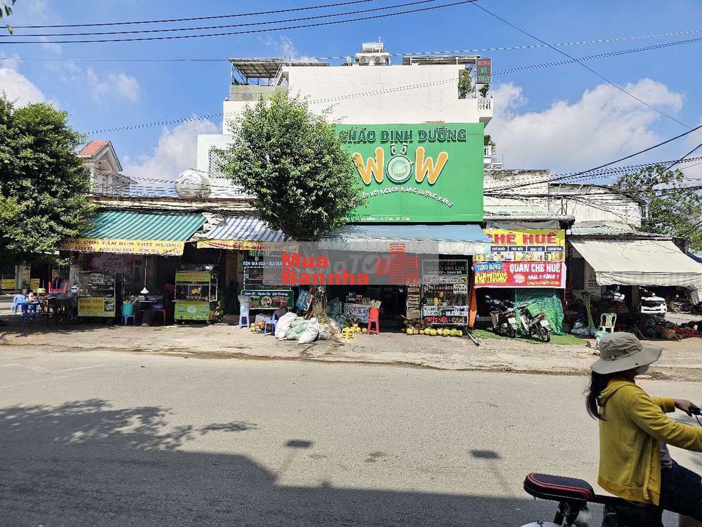 Nhà mặt tiền 241m ngang 11m gần chợ Xóm Vắng kinh doanh sầm uất