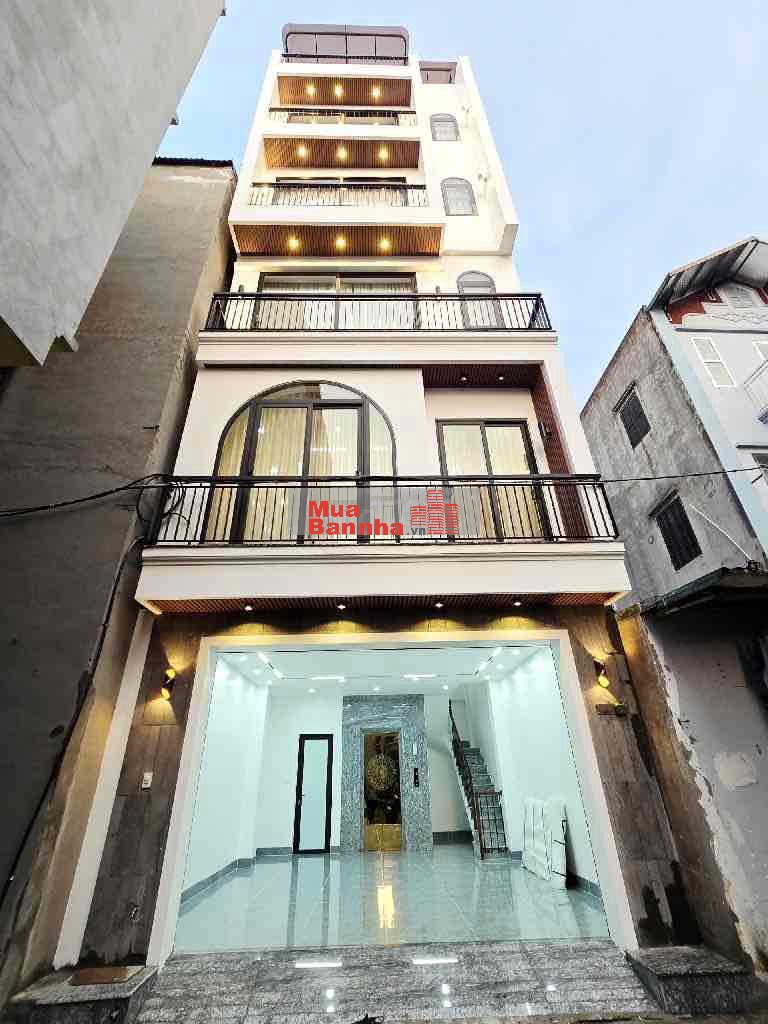 NHÀ XÂY ĐỘC LẬP THIẾT KẾ HIỆN ĐẠI THANG MÁY NHẬP KHẨU NỘI THẤT CAO CÂP