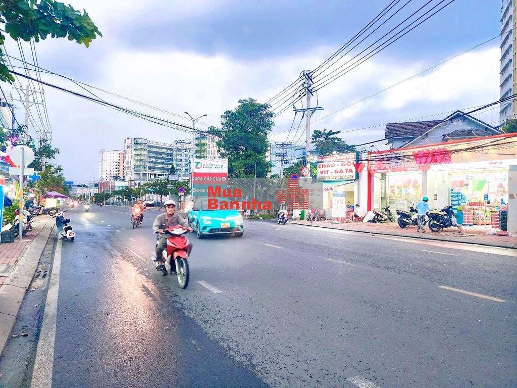 Mặt tiền đường số Hoàng Diệu 2,Sổ riêng, Chủ Thiện chí. 11 Tỷ