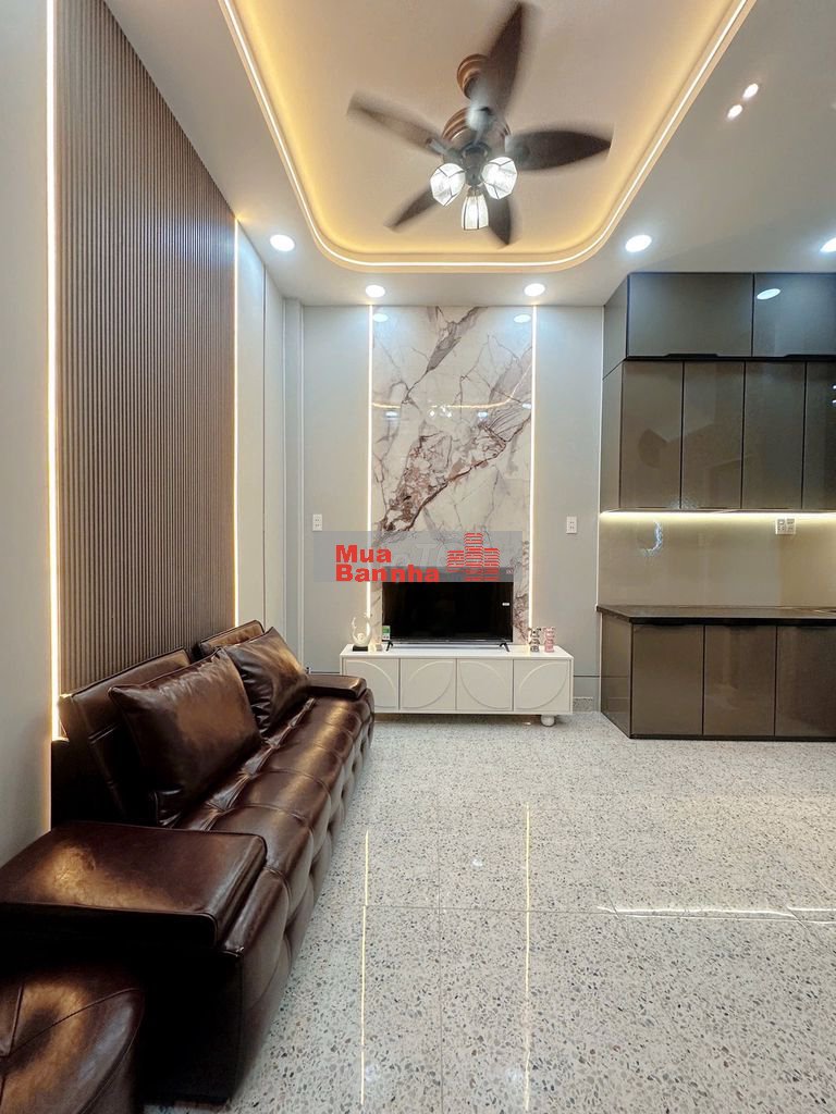 Hoa hồng 50tr gửi ACE bán nhà 3 lầu Nguyễn Thiện Thuật, P. Bình Thạnh