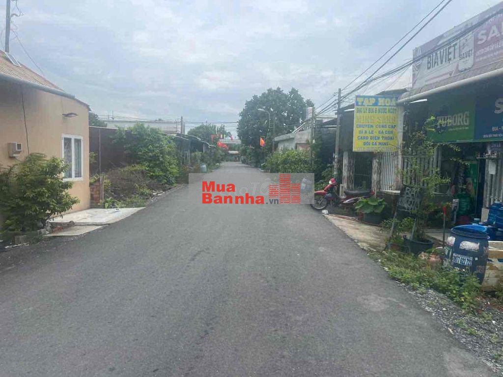 1can nhà và 7p trọ hơi cũ