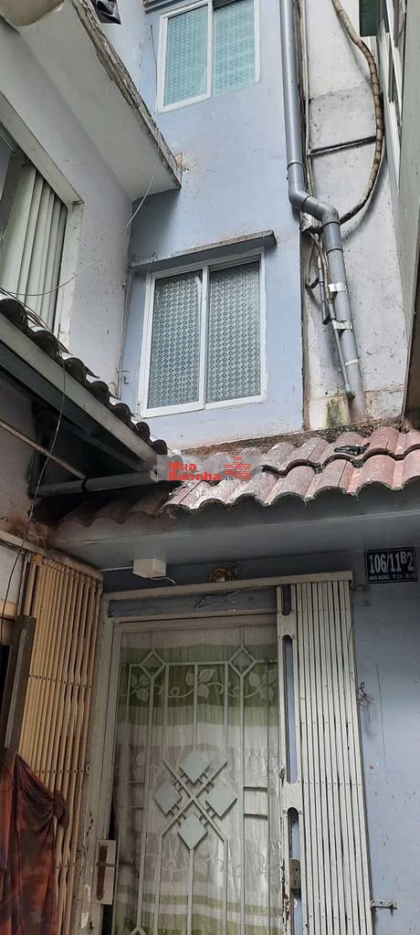 QUẬN 10, SÁT LỘ. Đ. HÒA HƯNG. 4 TẦNG, 18M2, 3,6 TỶ. TRỤC CMT8 - HH