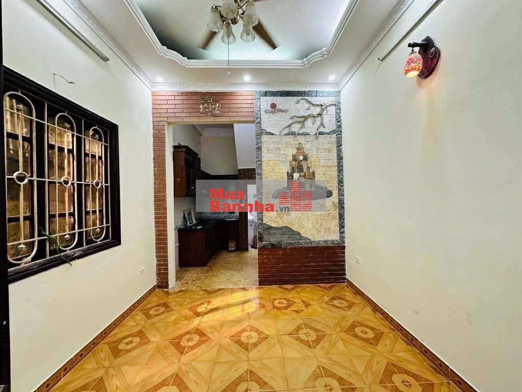 Nhà Lê Thanh Nghị, 10m ra phố, ngõ thông KD, ô tô đỗ, dân xây, 37m2