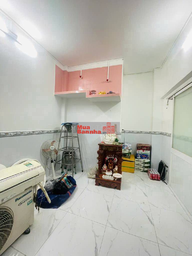 BÁN NHÀ ĐẸP BÌNH ĐÔNG P14 - HẺM BA GÁC - 3 TẦNG 3PN 2WC - NHỈNH 2 TỶ.