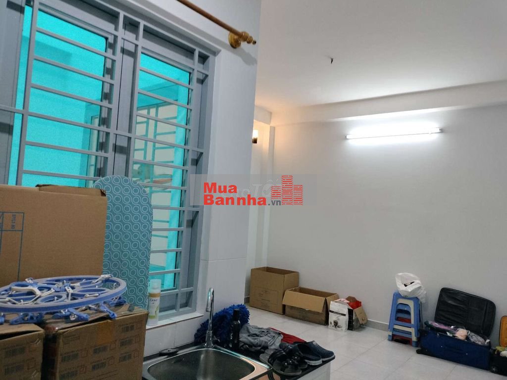 Bán nhà ngay TTQ3, 157m2, 3 tầng, 4pn, giá yêu thương