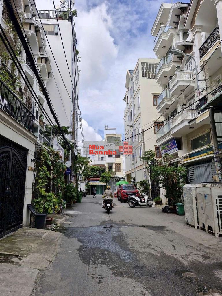 Cần bán nhà hẻm 364 dương quảng hàm p5 gv, diện tích 4,5m x 23m,3 tầng