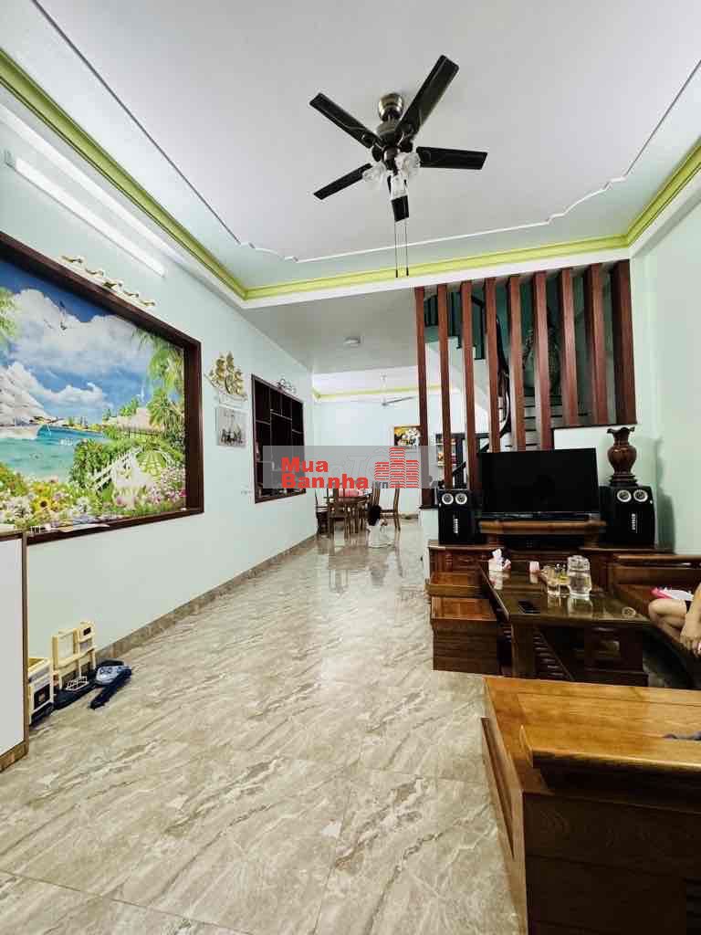 Nhà đẹp hà đông, sau trường quốc tế Maricurei ,chợ hà đông 5p xe máy