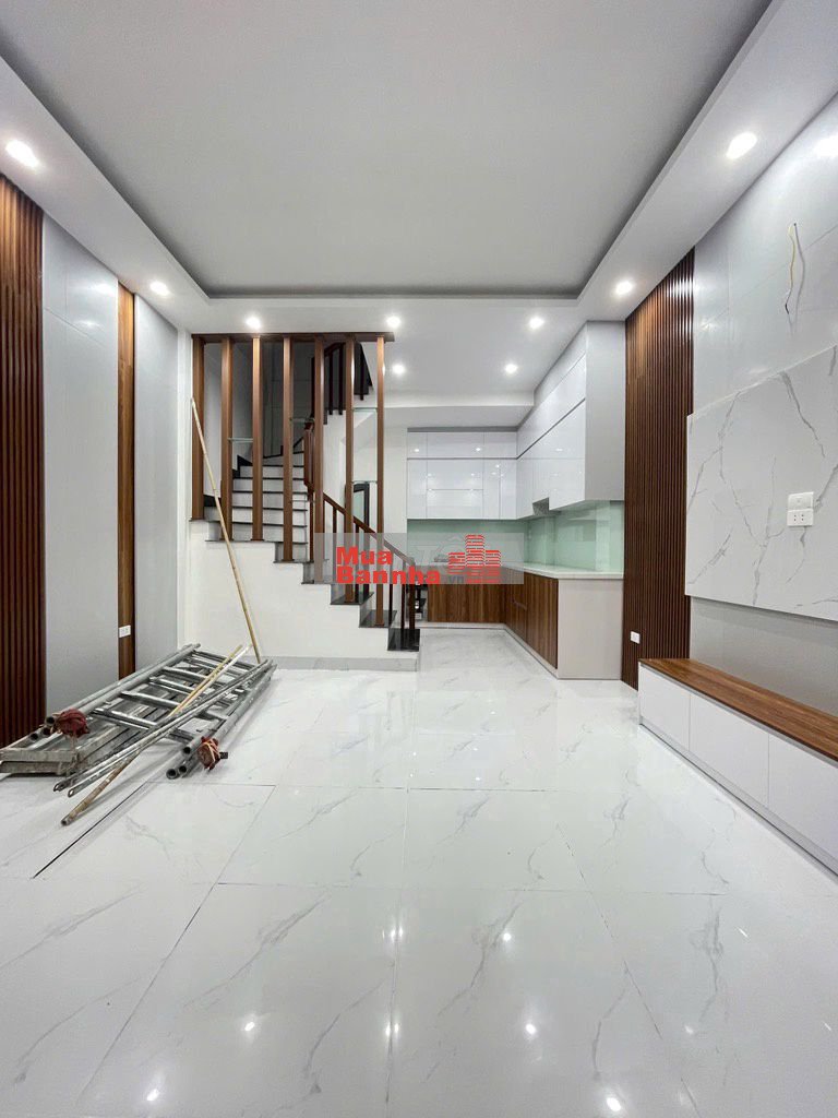 LÁNG HẠ XÂY MỚI CỨNG, full nội thất, ở ngay, khu VIP hiếm nhà