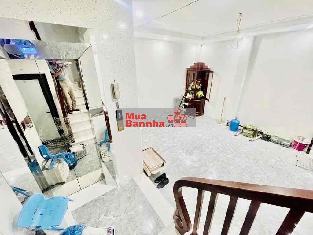 Bán Nhà Cổ Linh,LOng Biên 6tầng Thang Máy-Ô Tô Đỗ Cửa > 8tỷ