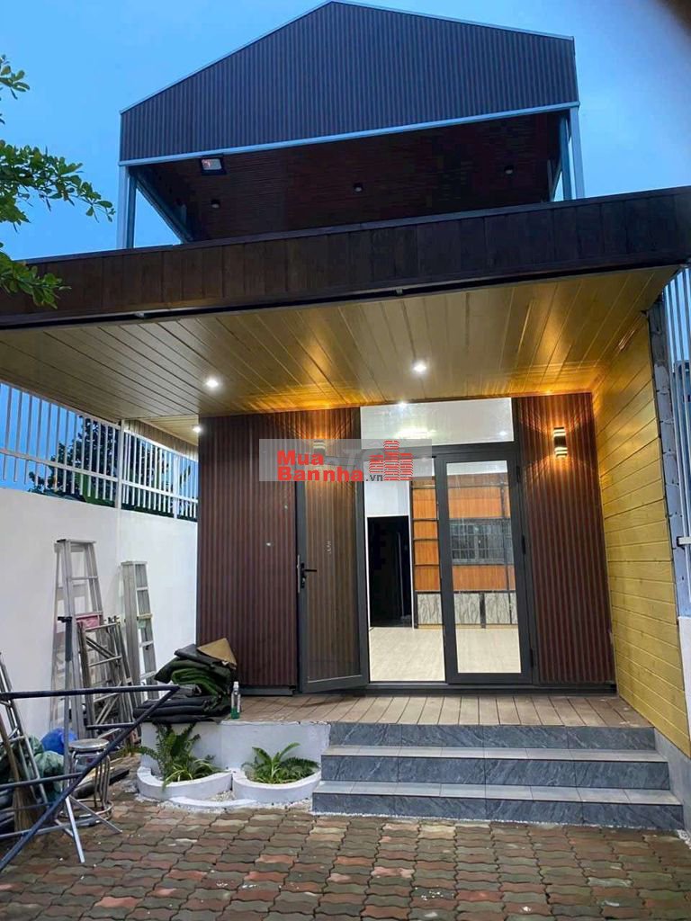 Bán nhà lầu mới ngay phú tân gàn Eaon thành phố mới Bình Dương