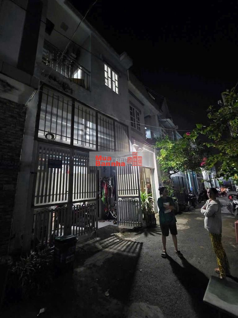 Bán rẻ nhà dĩ an gần thủ đức