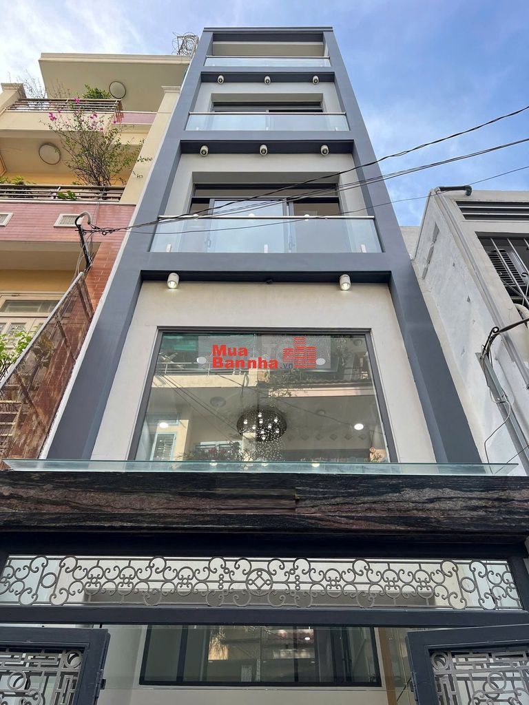 Bán nhà HXT 4m Cách Mạng Tháng 8 P11 Quận 3 CN 33m2 5 Tầng Thang Máy