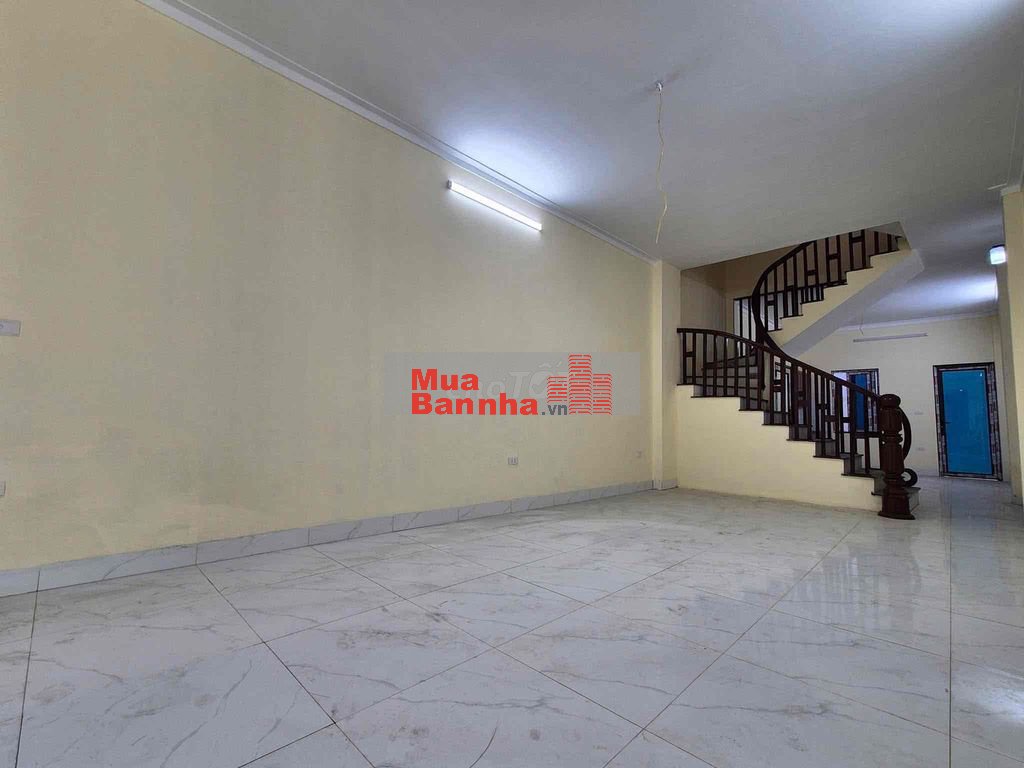 Siêu phẩm mới Định Công Hạ-20m oto-60m oto tránh-55m*3T;3 ngủ