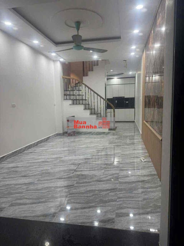 Bán nhà đẹp 5 ngủ Định Công Hạ-15m oto-gần bãi gửi oto-35m*3T; MT4m