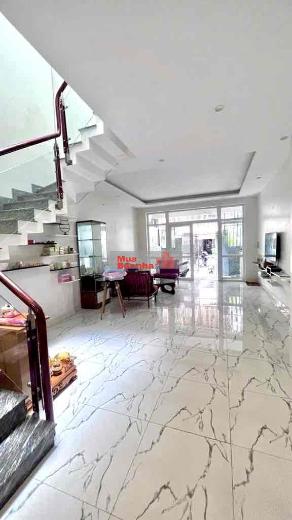 NHÀ ĐẸP HẺM TRƯỚC NHÀ 6M – GẦN SÂN BAY – DÒNG TIỀN 25TR/THÁNG