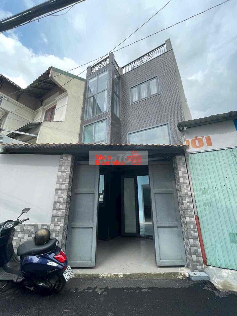 nhà 3 lầu hẻm thông đường số 9 Linh Tây gần Phạm Văn Đồng sổ hồng