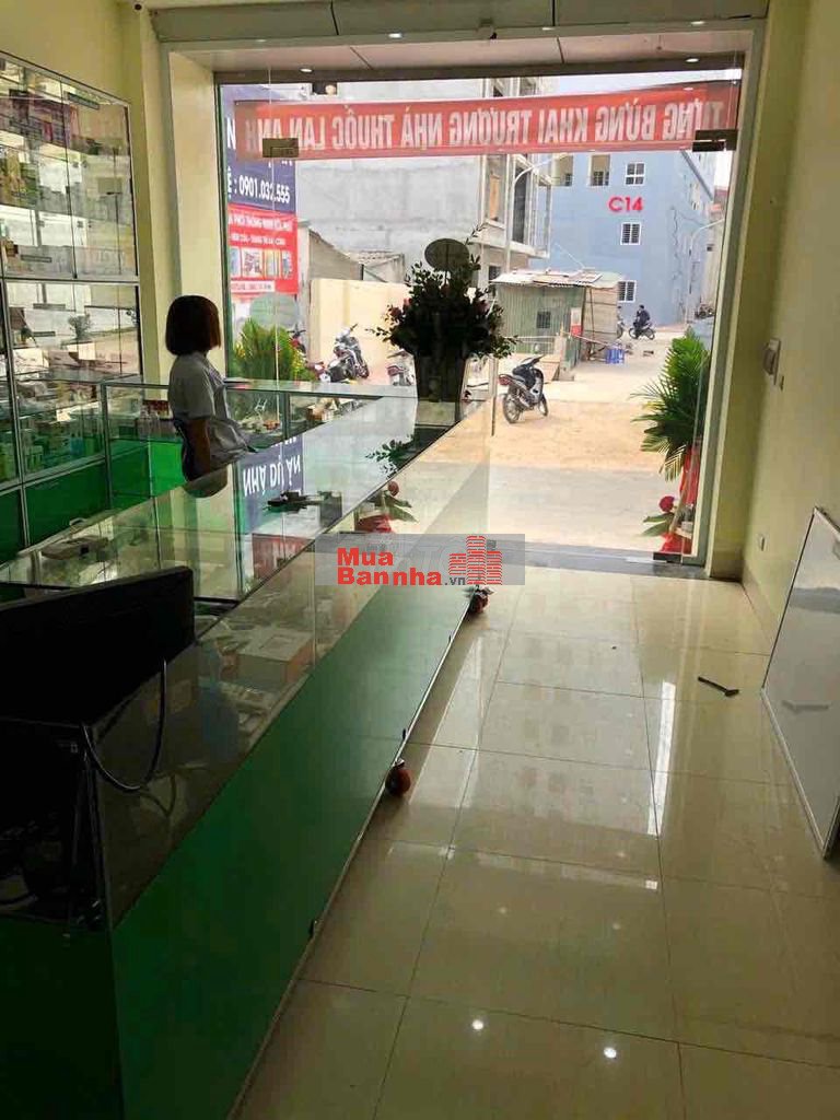 Cần bán nhà mặt phố 321Bùi Xương Trạch.kinh doanh sầm uất. ô tô tải đỗ