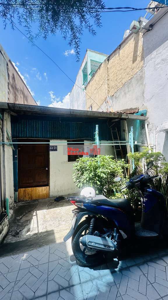 BÁN NHÀ CẤP 4 GIÁ RẺ - NGANG 5M - TIỆN XÂY MỚI - 2 CĂN RA MẶT TIỀN