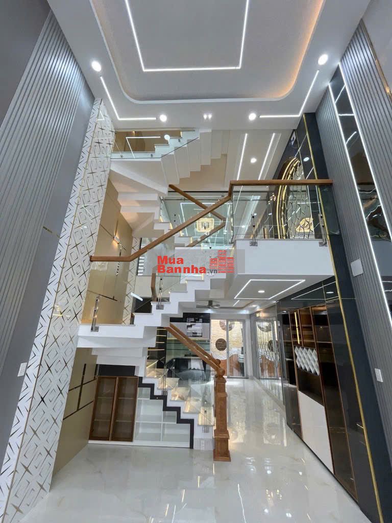 HÀNG HIỆU, HẺM VIP 688 HƯƠNG LỘ 2. DT 56M2, 5 LẦU, GIÁ CHỈ CÓ 7,2 TỶ.