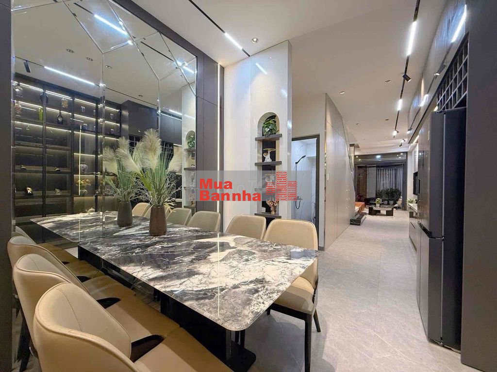 Bán nhà Văn Tiến Dũng – thang máy - Nhà đẹp ở ngay - hơn 7 tỷ