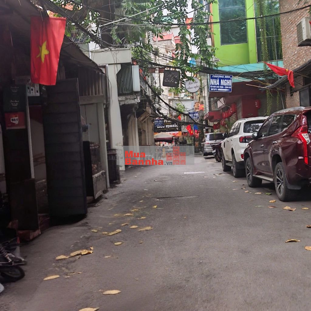 Bán gấp! Nhà Láng 5 tầng, lô góc, 36m², ngõ thông, full nội thất.