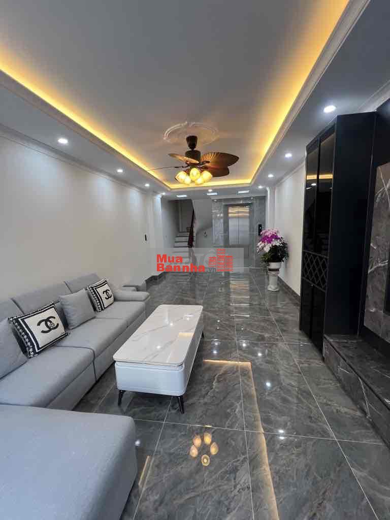 Bán Nhà Thang Máy Ngõ 68Ngọc Thuỵ,45M 4Tầng chỉ 9tỷ Khu Vực Gần Cầu