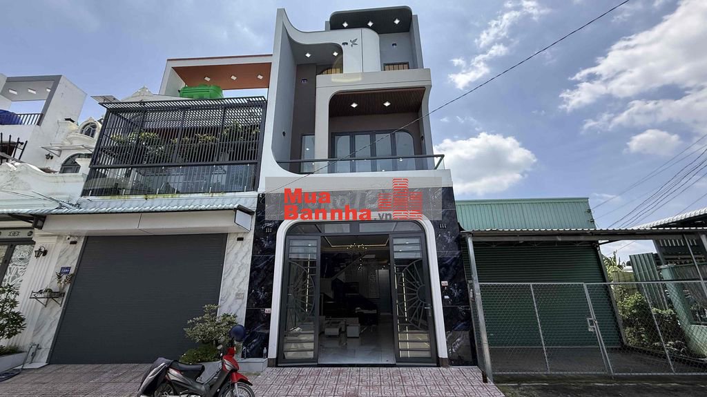 Hạ Giá 100tr bán gấp nhà 5x20m Hoàn Công trong KDC gần chợ bình chánh