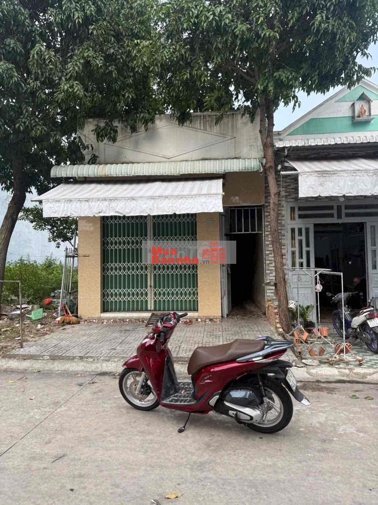 Dãy trọ thu nhập sẵn 150m2, Thổ cư, ngay Thới Hoà, Bến Cát, sổ sẵn