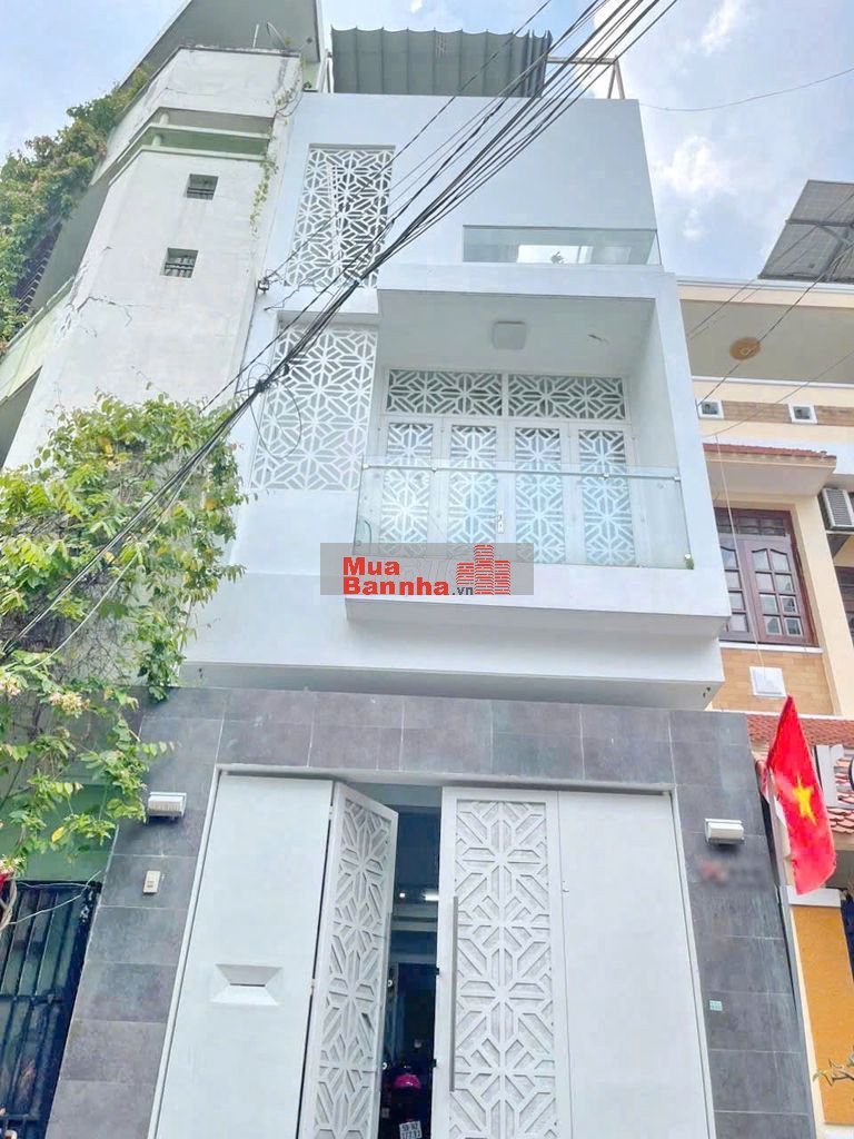 Nhà đep mặt tiền hẽm 14m , 64m² quận 7
