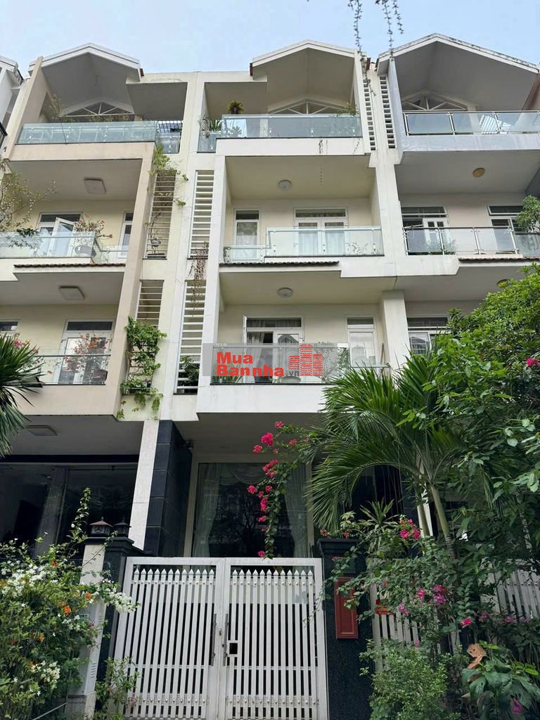 Bán 4.917 Nhà Đất Giá Tốt Quận 7 Tháng 11/2025