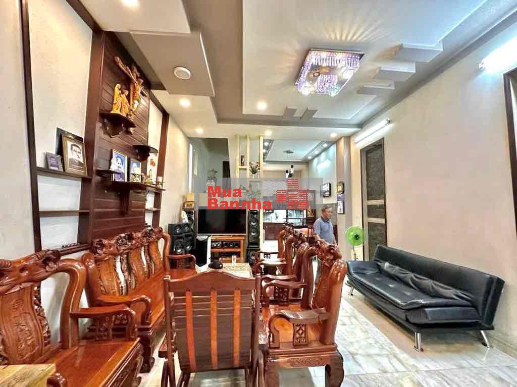 BÁN NHÀ 3 TẦNG MỚI, 67M2, NGAY NGÃ 3 LÒ LU, Q9