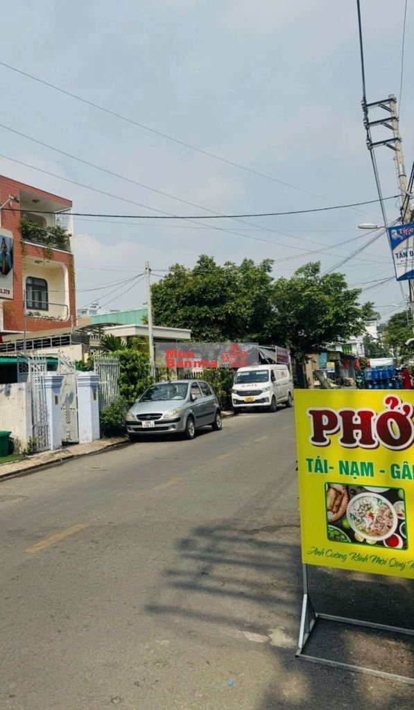 Nhà phố 4m Nở hậu 5,2m x 26m. 110m2 Mặt tiền Đường Hiệp Thành 35