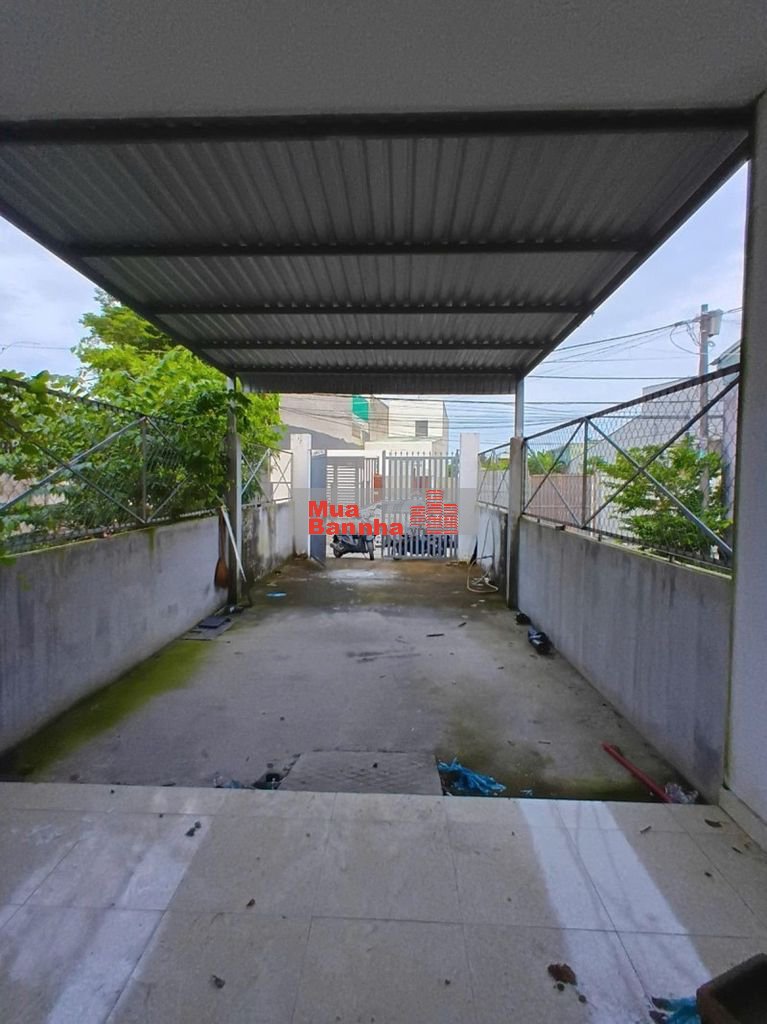 Bán nhà  MT Trung Đông 6,TTT ,Hóc Môn DTx 112 m2 .Giá chỉ  3.6 tỷ (TL)