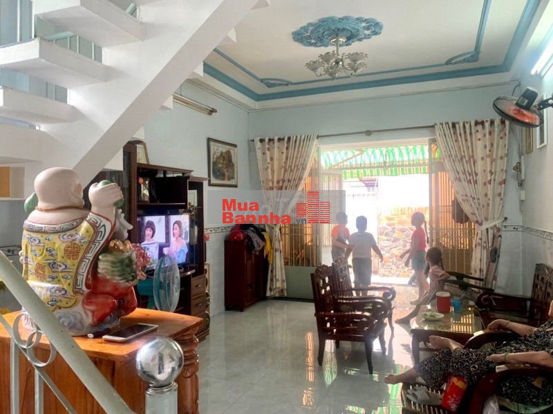 Nhà HXH Bàu Cát, 80m2, 5.05x15m, giá 7 tỷ, sổ hồng riêng, gần mặt tiền