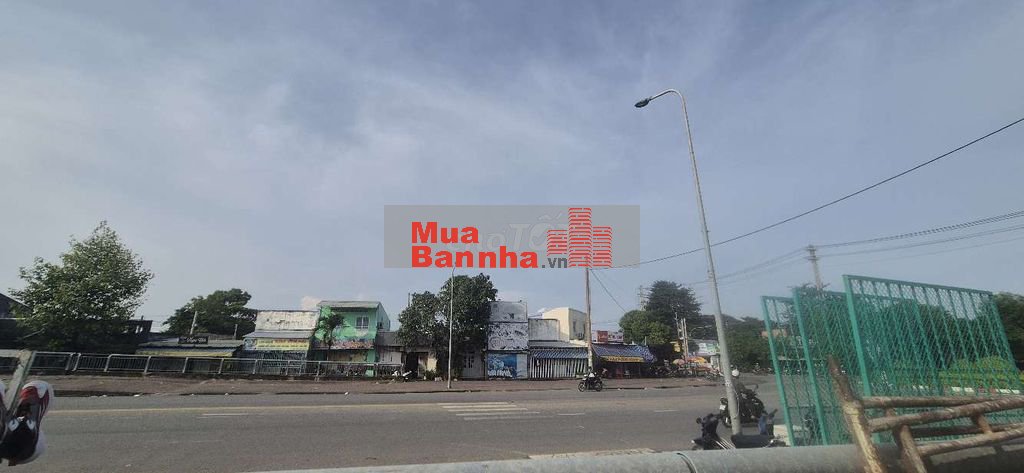 BÁN NHÀ GIÁ RẺ – PHƯỜNG 1, BẠC LIÊU – MẶT TIỀN XE TẢI