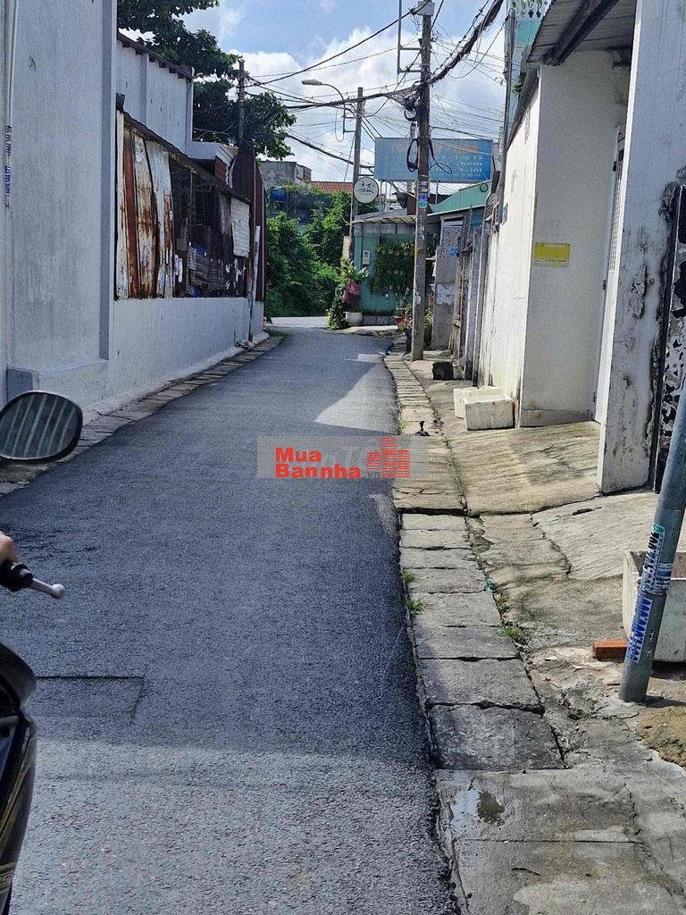 Cần Bán nhà 1 trệt 1 lầu -Tân Xuân-Hóc Môn