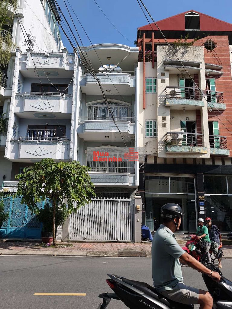 Mặt tiền 24 đường 26 KDC Bình Phú 4.4x25 1 trệt 3 lầu