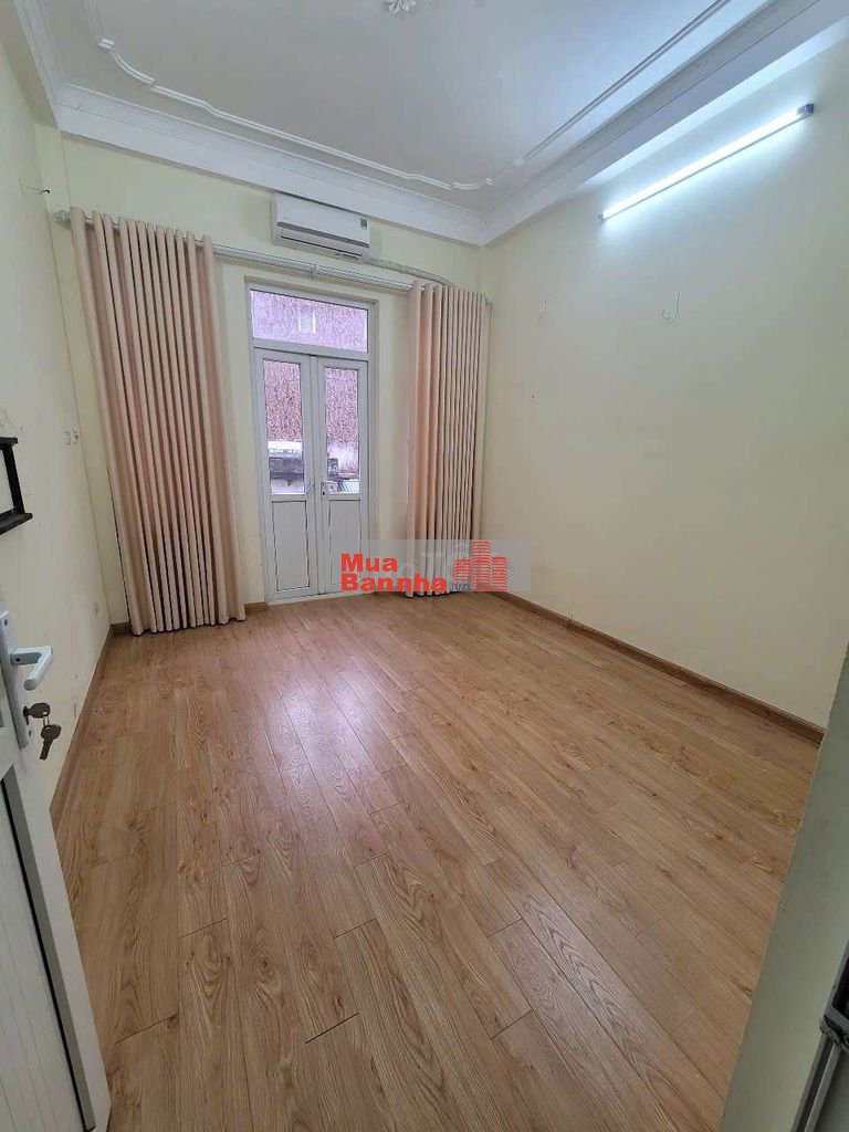 Bán Nhà Khu Vực Vip Đống Đa, Gần Phố Bố Làm To