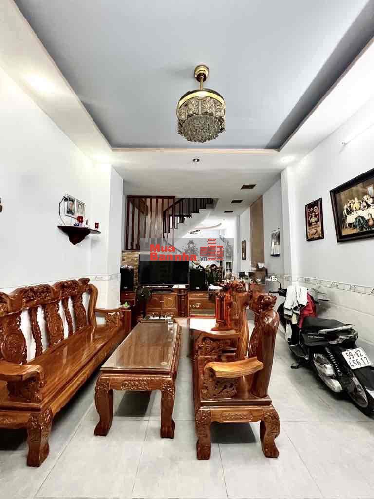 NGAY CHỢ TÂN HƯƠNG HXH DT 55M2 3PN CHỈ NHỈNH 5 TỶ