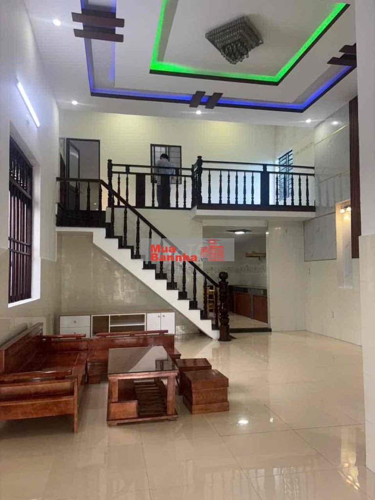 Nhà mặt tiền 150m2 ,3 phòng ngủ ,đường giáng đông ,cẩm lệ đà nẵng
