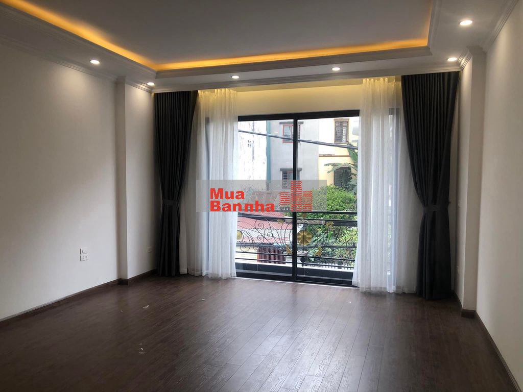 Bán nhà 6 tầng thang máy phố Đội Cấn, ngõ thông ít ngoặt, sổ vuông