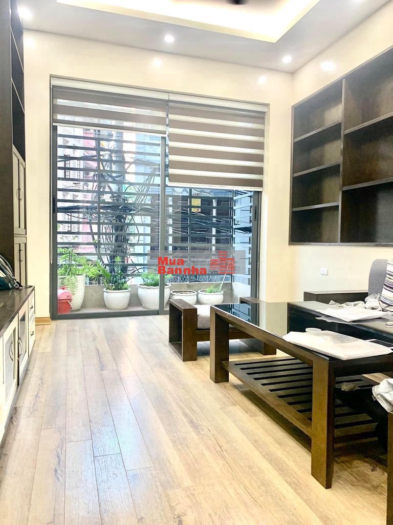 Bán nhà Ngọc Hà, cách phố 30m, đối diện Lăng Bác, ngõ thông ba gác