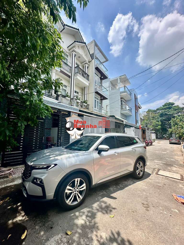 NHÀ ĐẸP XE HƠI ĐÕ CỬA 3 TẦNG 4PN GA METRO HIỆP PHÚ QUẬN 9, NGANG 4,5M