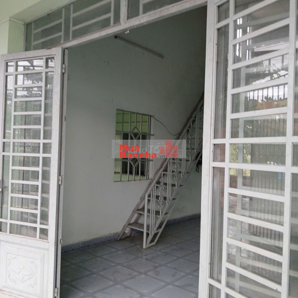 Bán gấp nhà 2 mặt tiền đường Long Phước, giá rẻ nhất Thủ Đức