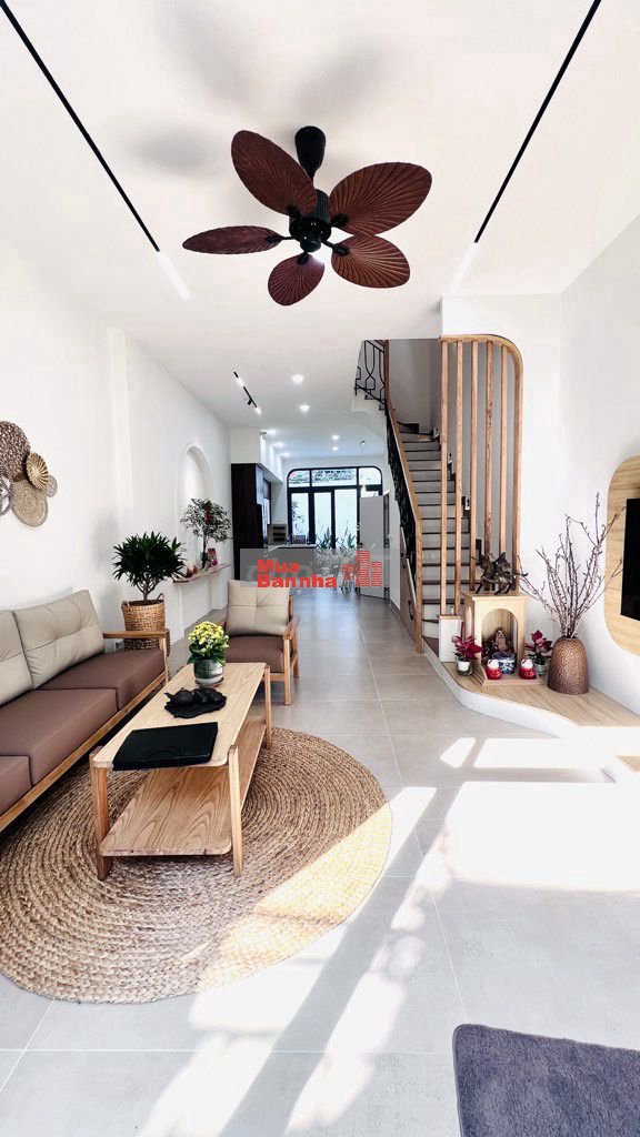 NHÀ PHỐ 3 TẦNG Q7 - HẺM BA GÁC - GẦN VINCOM NAM LONG - GIÁ CỰC TỐT