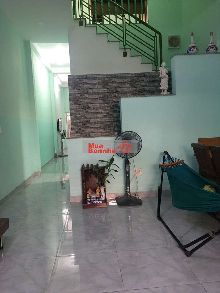 Nhà hẻm xe hơi, 3 tầng kiên cố, sân thượng rộng rãi